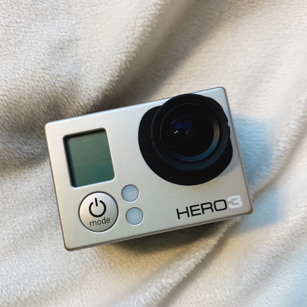 ✨ FREE GIFT WITH $100+ PURCHASE ✨